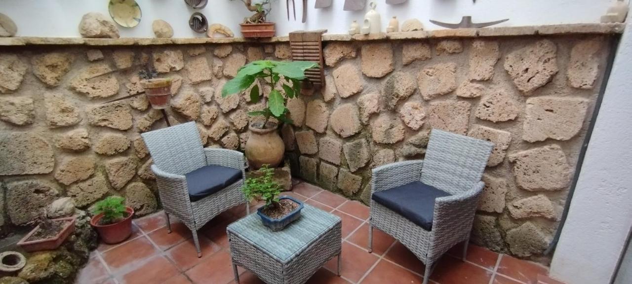 La Casa De La Abuela Guest House Cazorla Exterior photo