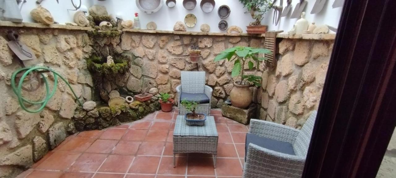 La Casa De La Abuela Guest House Cazorla Exterior photo